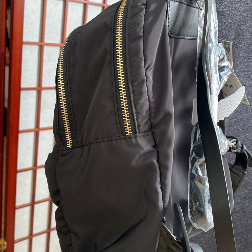 ZARA Backpack‎ (WC) - Picture 3 of 9
